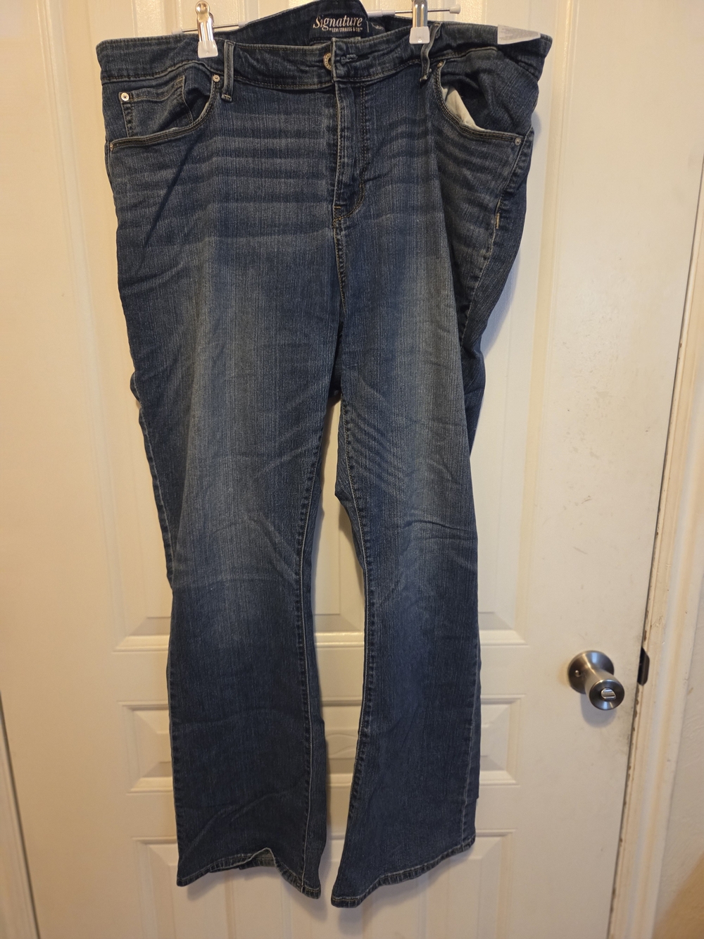 Signature Men's Blue Denim Jeans